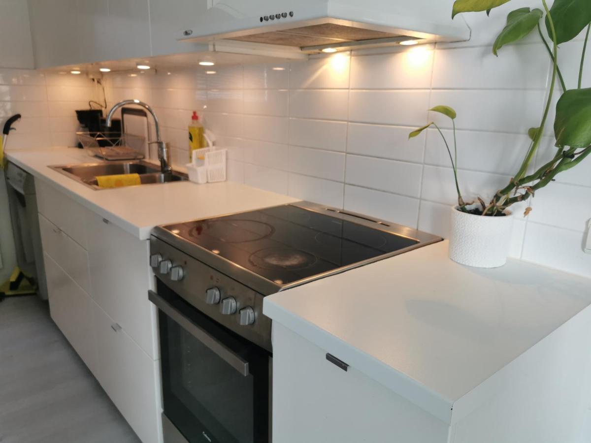 カーリクス The White And Black Houseヴィラ エクステリア 写真