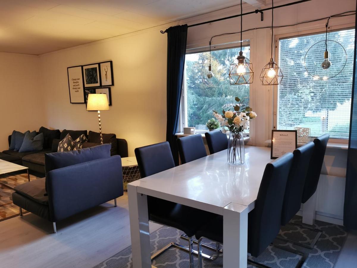 カーリクス The White And Black Houseヴィラ エクステリア 写真